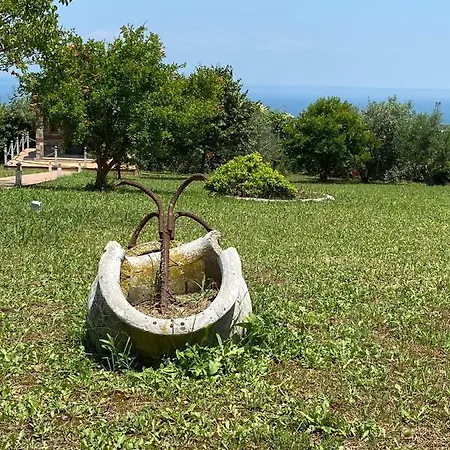 Villa Amfitriti Leptokaryá Exterior foto