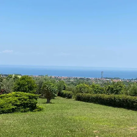 Villa Amfitriti Leptokaryá Exterior foto